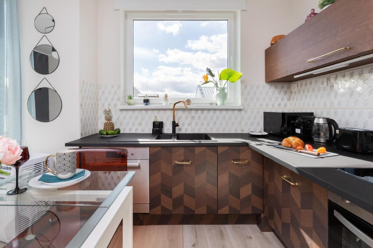 Przestronne 2 Oddzielne Sypialnie Caly Apartament W Spokojnej Dzielnicy Borkowo  Екстериор снимка